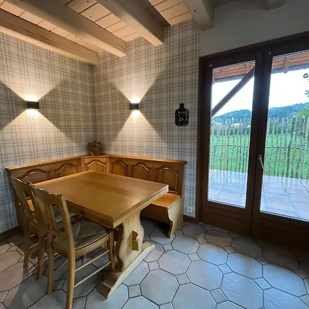 Nouveau, Rdvosges 5 Chambres, Jardin, Calme, Proche Gerardmer 펜션 *