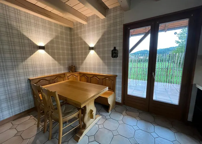 Nouveau, Rdvosges 5 Chambres, Jardin, Calme, Proche Gerardmer Holiday home *